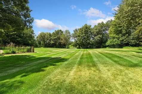 1166 Nightingale Boulevard Stillwater MN 55082