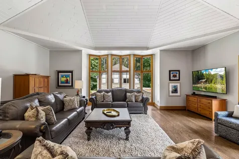1166 Nightingale Boulevard Stillwater MN 55082