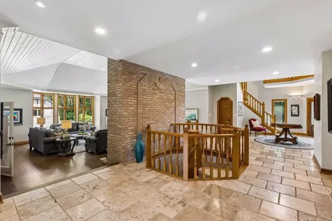 1166 Nightingale Boulevard Stillwater MN 55082