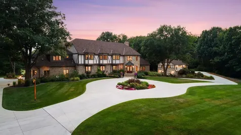 1166 Nightingale Boulevard Stillwater MN 55082