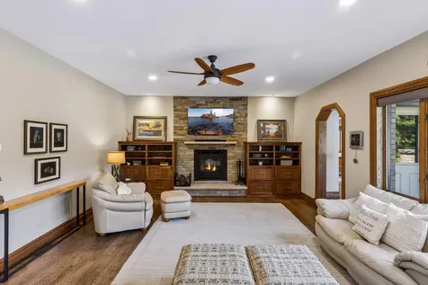 1166 Nightingale Boulevard Stillwater MN 55082