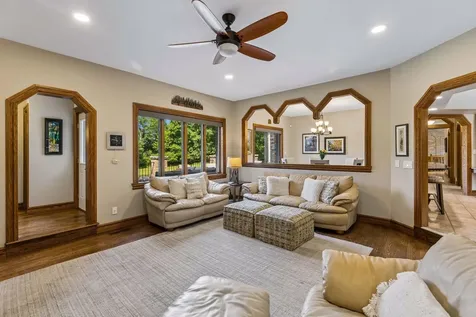 1166 Nightingale Boulevard Stillwater MN 55082