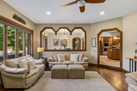 1166 Nightingale Boulevard Stillwater MN 55082