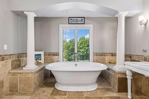 1166 Nightingale Boulevard Stillwater MN 55082