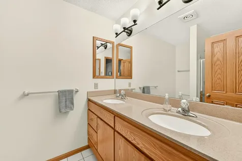 1813 13th Avenue NE Rochester MN 55906