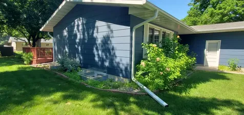 2420 W Country Club Drive S Fargo ND 58103