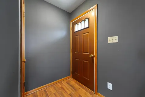 531 1st Street SW New Richland MN 56072