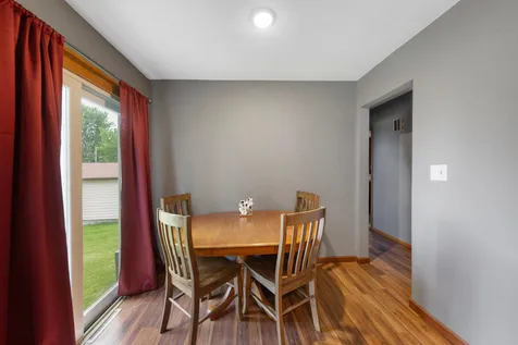 531 1st Street SW New Richland MN 56072