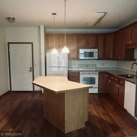 8341 Lyndale Avenue S Bloomington MN 55420