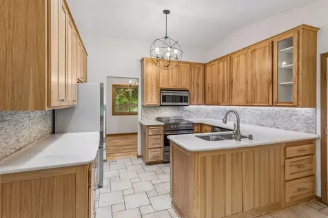 14810 Lloyds Drive Minnetonka MN 55345