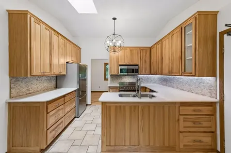 14810 Lloyds Drive Minnetonka MN 55345