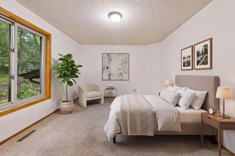 14810 Lloyds Drive Minnetonka MN 55345