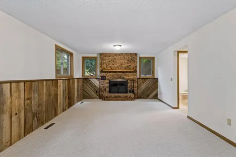 14810 Lloyds Drive Minnetonka MN 55345
