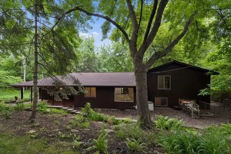 14810 Lloyds Drive Minnetonka MN 55345