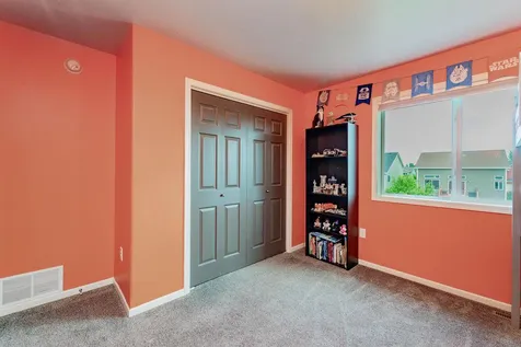 6087 56th Avenue S Fargo ND 58104