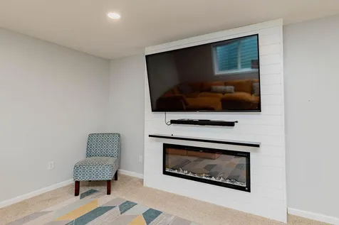 6087 56th Avenue S Fargo ND 58104