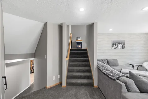 25157 Firefly Avenue Wyoming MN 55092