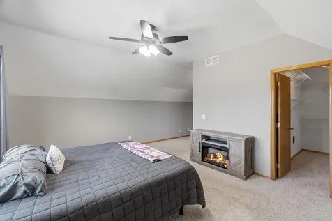 25157 Firefly Avenue Wyoming MN 55092