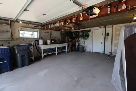 18 S Oregon Avenue Morris MN 56267