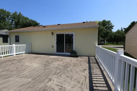 18 S Oregon Avenue Morris MN 56267