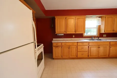 18 S Oregon Avenue Morris MN 56267