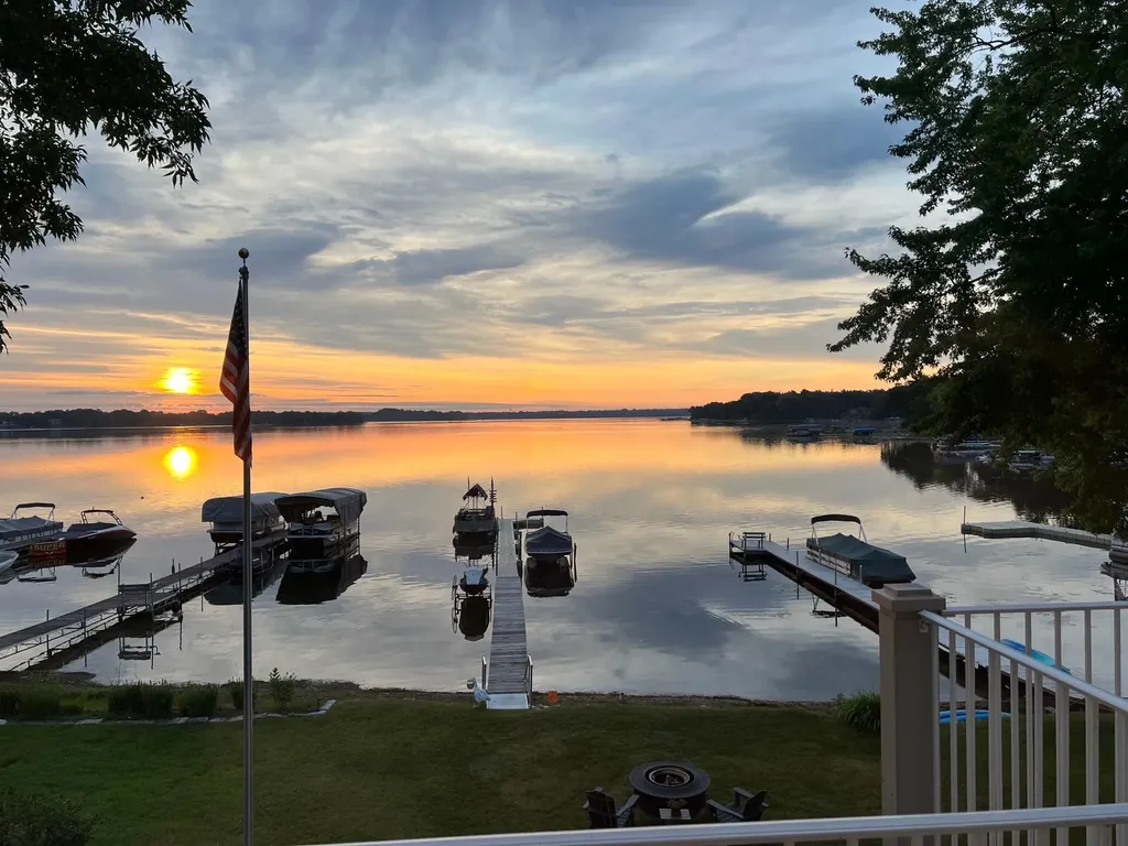 4296 Cottage Park Road White Bear Lake MN 55110