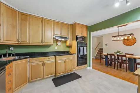 7132 Courtly Road Woodbury MN 55125