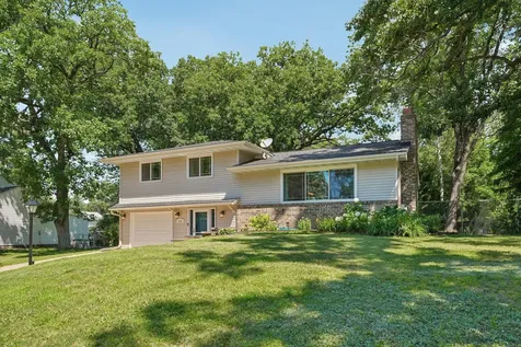 7132 Courtly Road Woodbury MN 55125