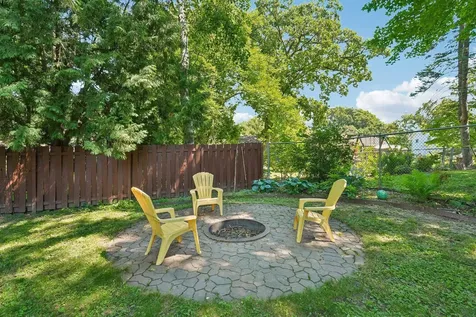 7132 Courtly Road Woodbury MN 55125