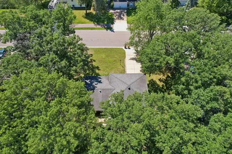 7132 Courtly Road Woodbury MN 55125