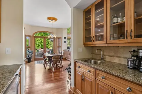8964 Almquist Way Inver Grove Heights MN 55077