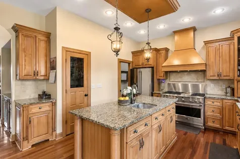 8964 Almquist Way Inver Grove Heights MN 55077
