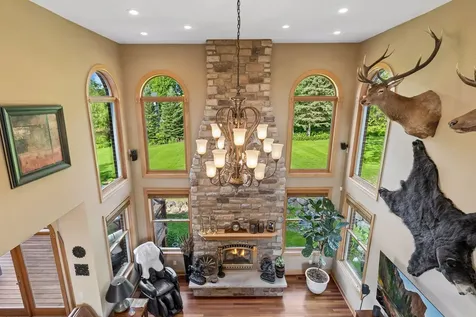 8964 Almquist Way Inver Grove Heights MN 55077