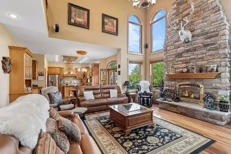 8964 Almquist Way Inver Grove Heights MN 55077
