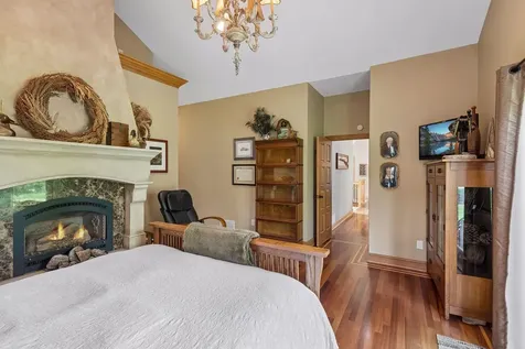 8964 Almquist Way Inver Grove Heights MN 55077