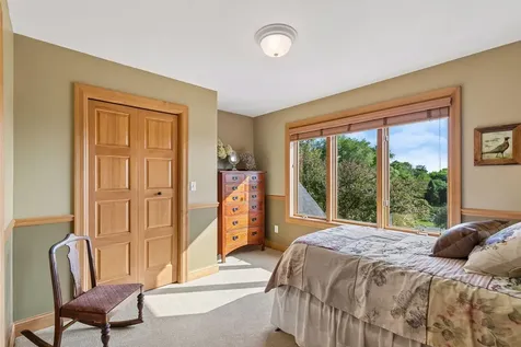 8964 Almquist Way Inver Grove Heights MN 55077
