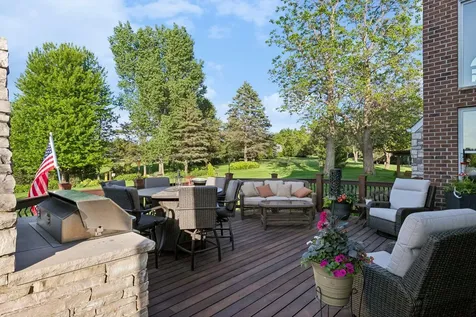 8964 Almquist Way Inver Grove Heights MN 55077