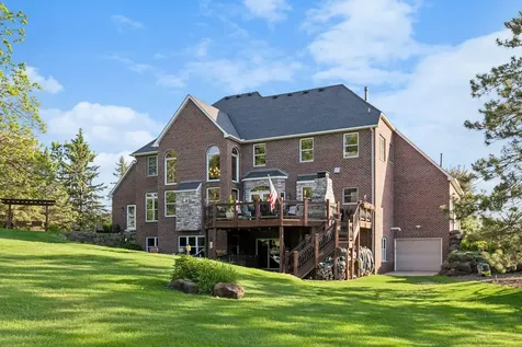 8964 Almquist Way Inver Grove Heights MN 55077