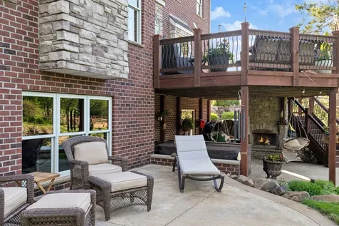 8964 Almquist Way Inver Grove Heights MN 55077