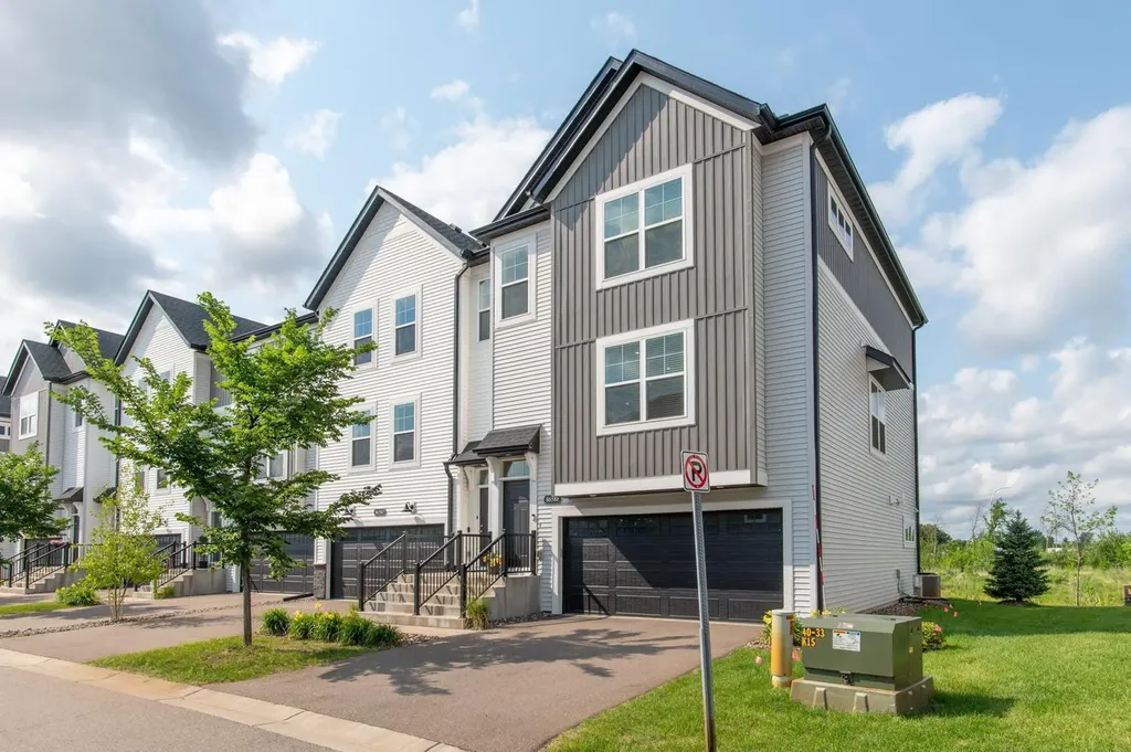 8658 London Circle NE Blaine MN 55449