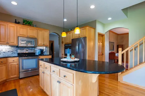 10610 Pinnacle Way Woodbury MN 55129
