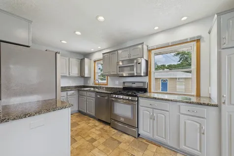 8485 Granada Avenue S Cottage Grove MN 55016