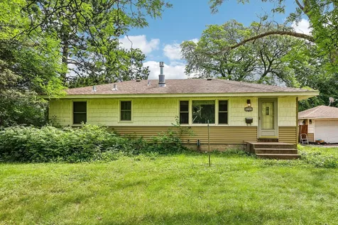 6948 Janell Avenue N Brooklyn Park MN 55428