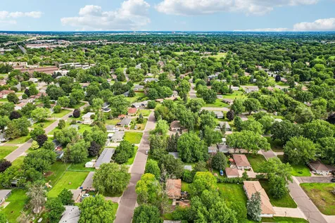 6948 Janell Avenue N Brooklyn Park MN 55428