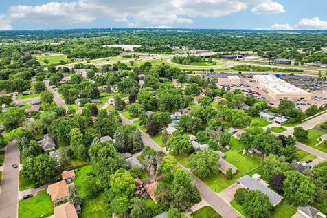 6948 Janell Avenue N Brooklyn Park MN 55428