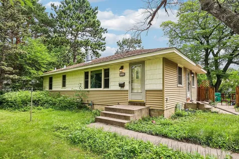 6948 Janell Avenue N Brooklyn Park MN 55428