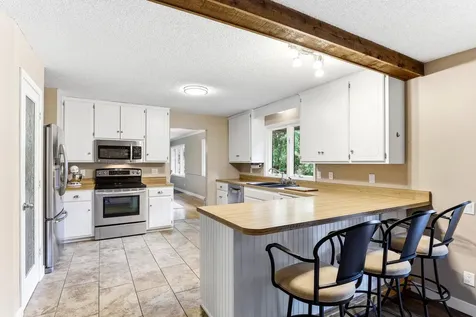 17152 Gage Way Lakeville MN 55024