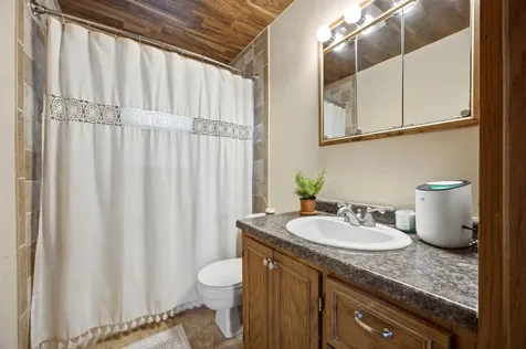1221 Roosevelt Avenue Detroit Lakes MN 56501