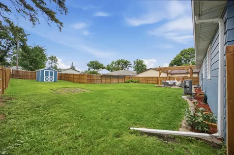 1221 Roosevelt Avenue Detroit Lakes MN 56501