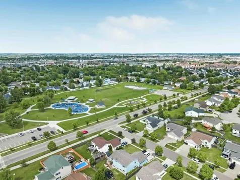1707 Huntington Drive West Fargo ND 58078